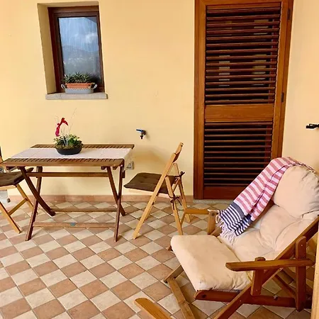 Noemi Central Park- Iun R2708 Olbia